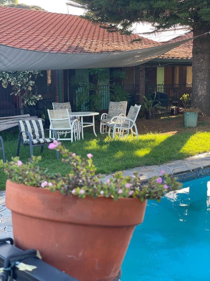 Pavlos Motel Ingle Farm Εξωτερικό φωτογραφία